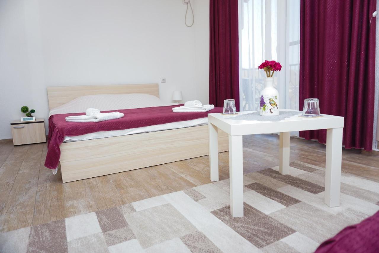 Bed & Breakfast Delikates Stojakovo Exteriör bild